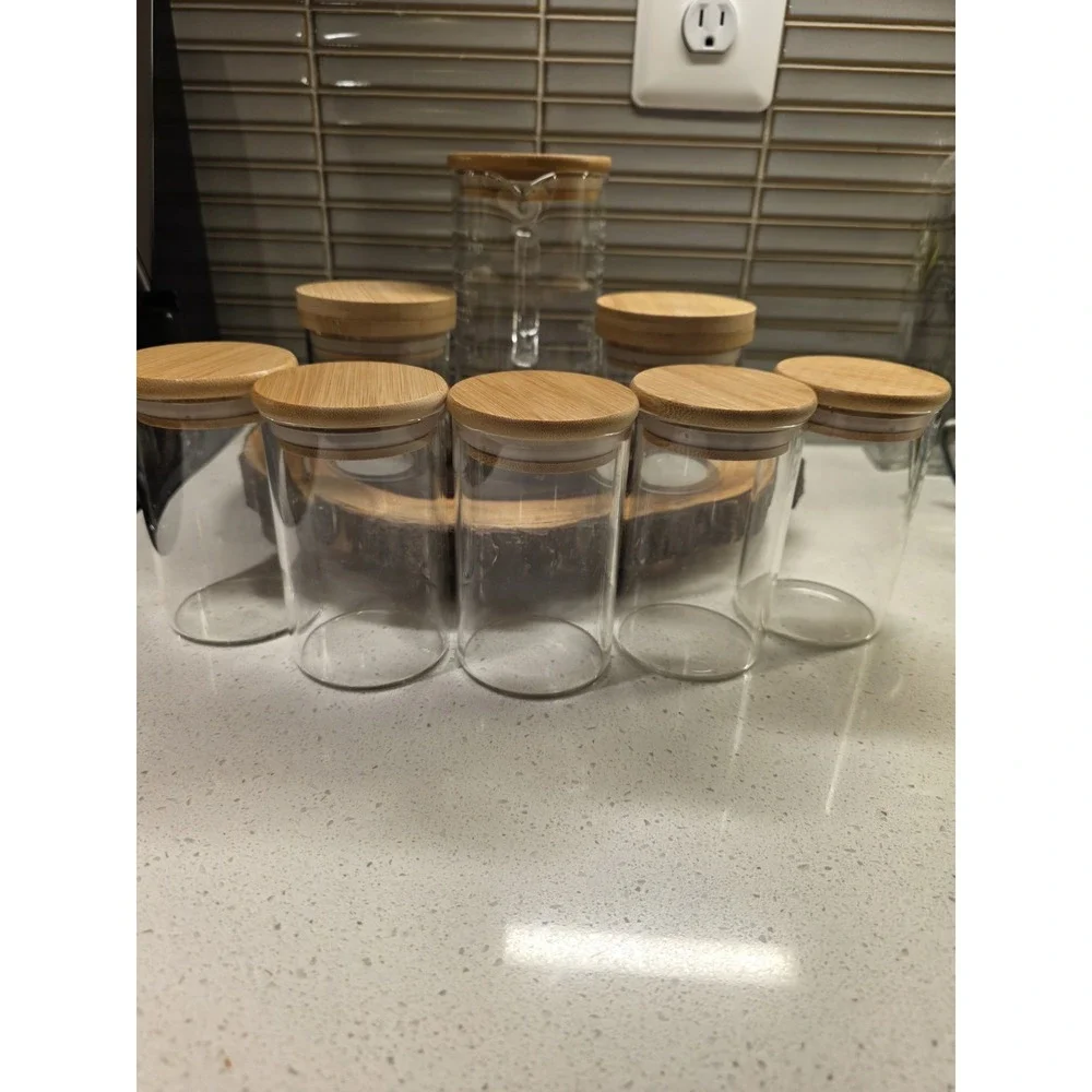 Set of 7 Glass Spice Jars, 1 Measuring Cup Bamboo Airtight Lids